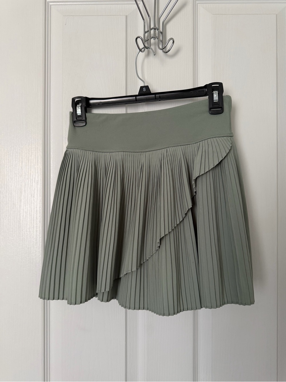 Yogalicious Pleated Circle Skater Skirt in Sage
